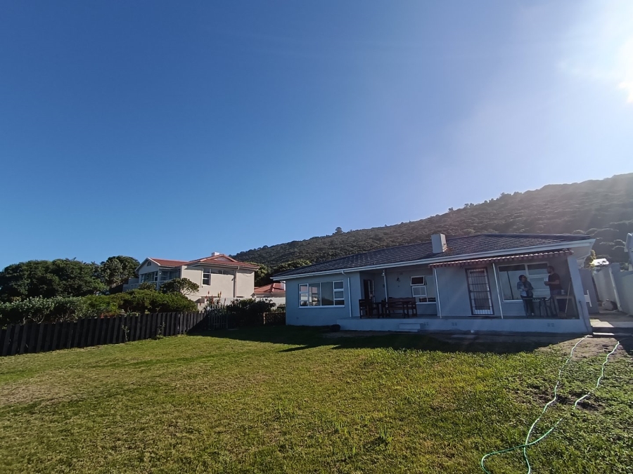 To Let 3 Bedroom Property for Rent in Glentana Western Cape